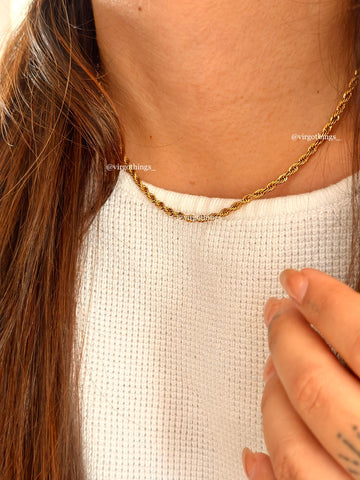 Twisted chain