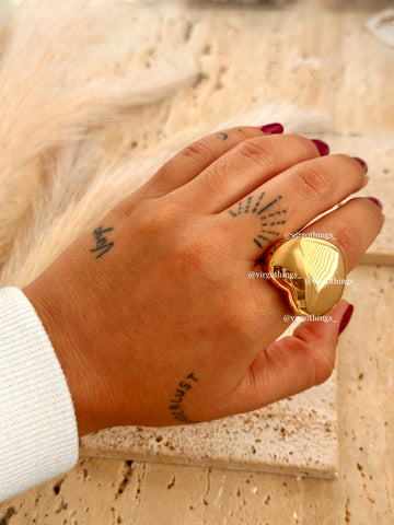 Chunky heart ring