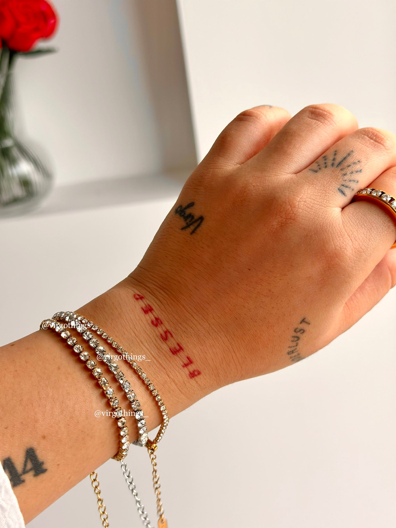 Classic tennis bracelet