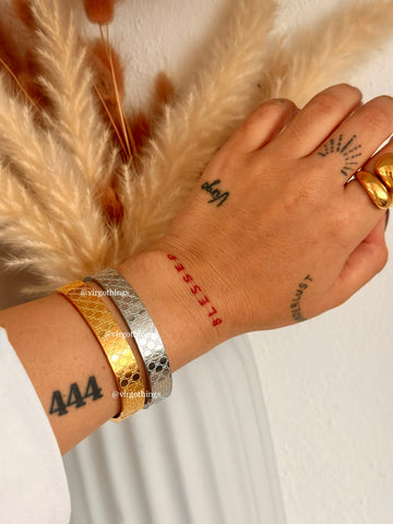 Clover bangle