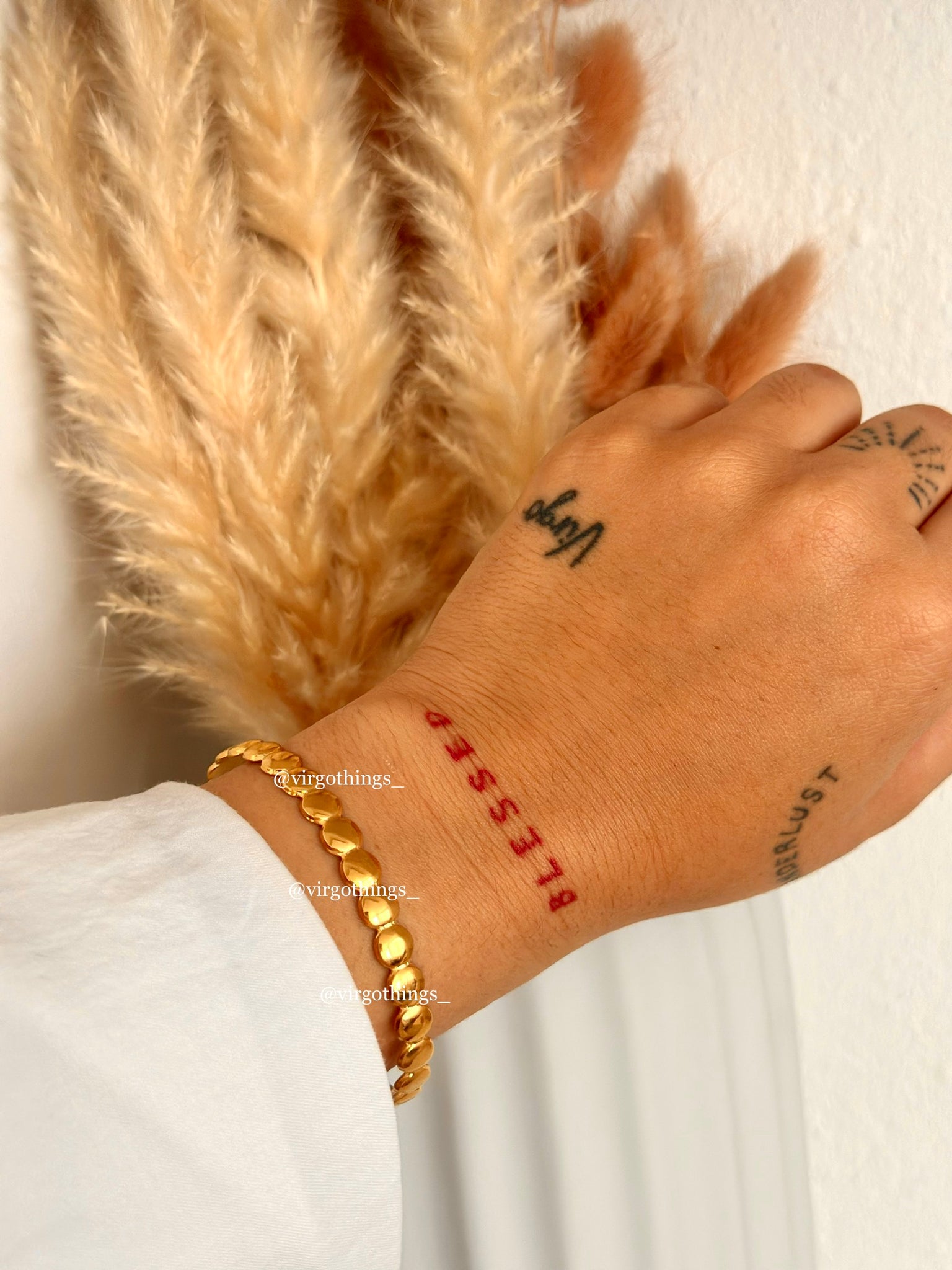 Dots bangle