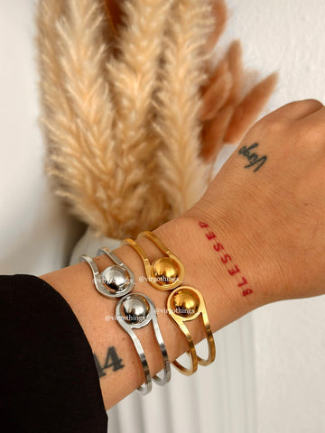 Loreth bangle