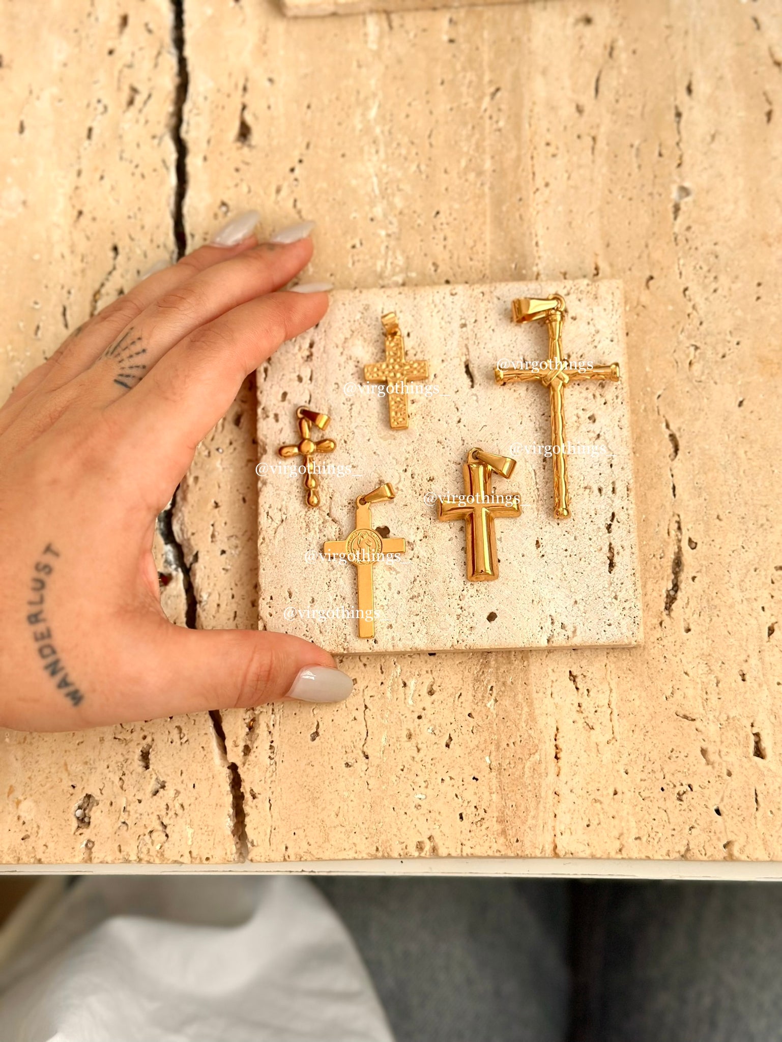 Dijes religiosos