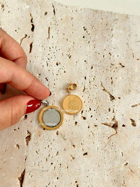 Protección divina charms