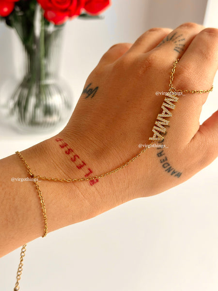 Hand chain mamá