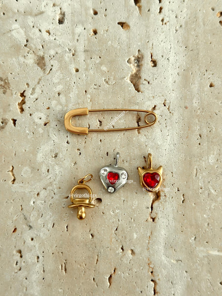 Y2K charms