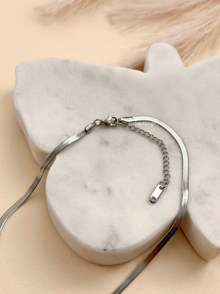 Belt choker slv